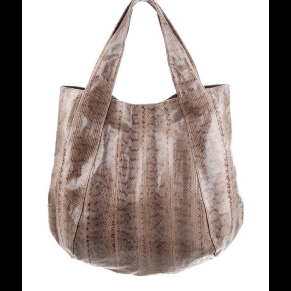 Beirn Watersnake Bucket Bag muted Silver​​​​​​​​​